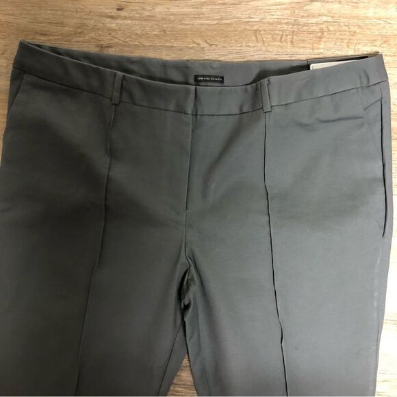 Worthington Women’s Gray Low rise Slim Fit Pants, size 18 - Picture 5 of 10
